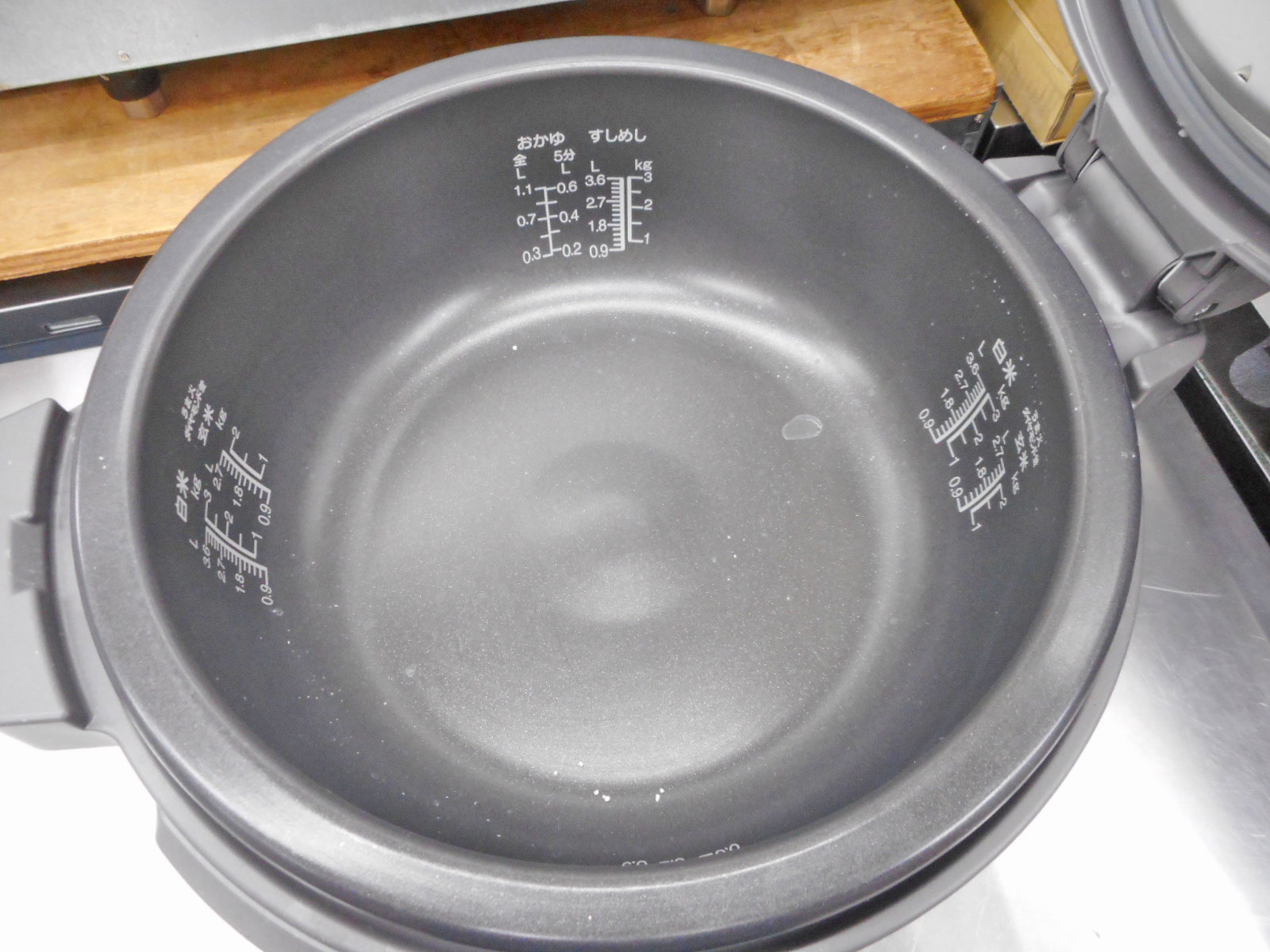 [200207-01] 業務用IHジャー炊飯器（3.6L 5合～2升） SR－PGC36 | 中古厨房機器と厨房機器の大阪63リサイクルショップ